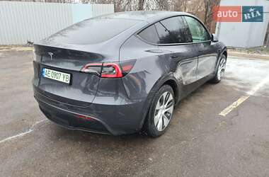 Tesla Model Y  2021