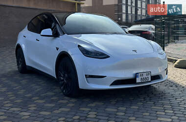 Tesla Model Y  2021