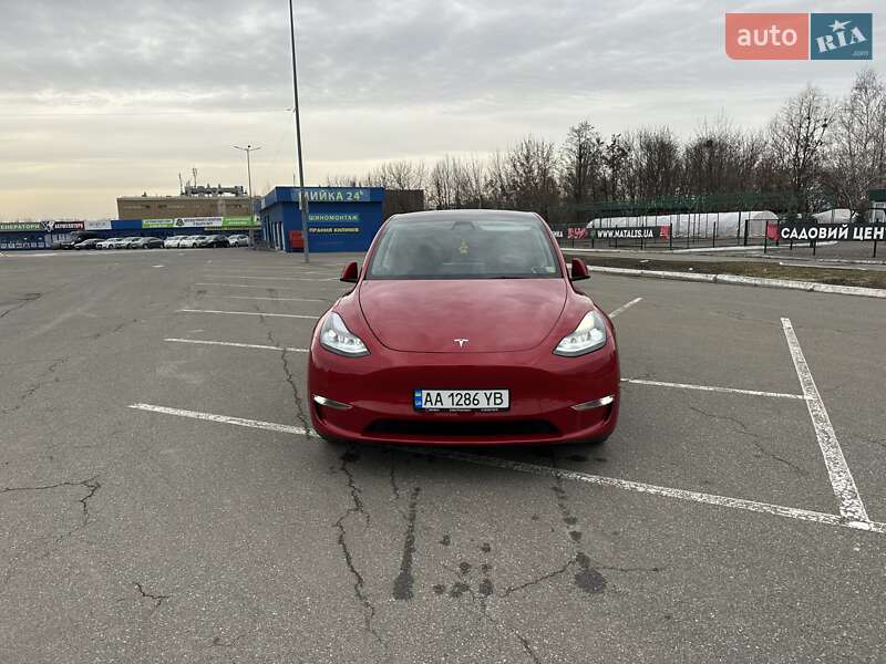 Позашляховик / Кросовер Tesla Model Y 2020 в Києві фото 16 Позашляховик / Кросовер Tesla Model Y 2020 в Києві