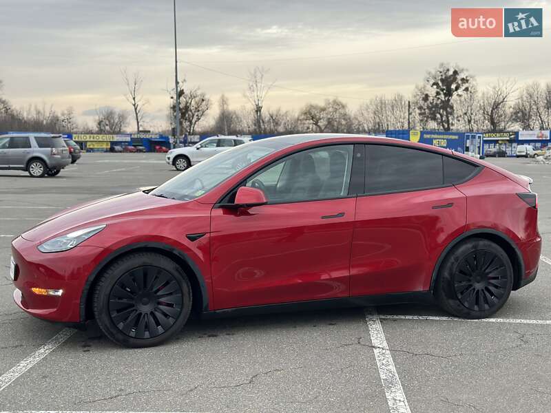 Позашляховик / Кросовер Tesla Model Y 2020 в Києві фото 26 Позашляховик / Кросовер Tesla Model Y 2020 в Києві