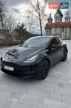 Tesla Model Y  2022