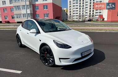 Tesla Model Y  2023