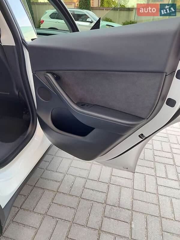 Внедорожник / Кроссовер Tesla Model Y 2022 в Запорожье фото 22 Внедорожник / Кроссовер Tesla Model Y 2022 в Запорожье