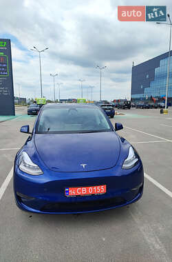 Tesla Model Y  2022