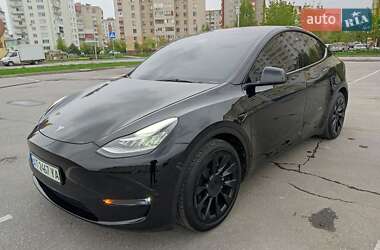 Tesla Model Y  2022