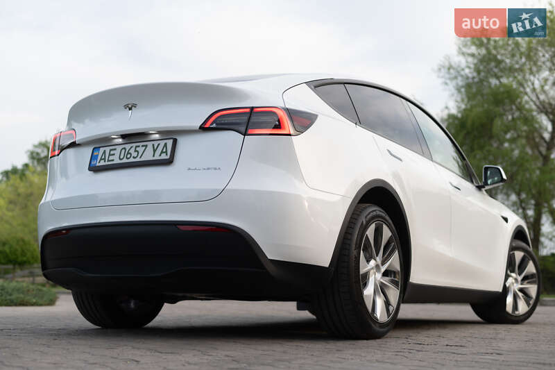 Внедорожник / Кроссовер Tesla Model Y 2023 в Днепре фото 26 Внедорожник / Кроссовер Tesla Model Y 2023 в Днепре