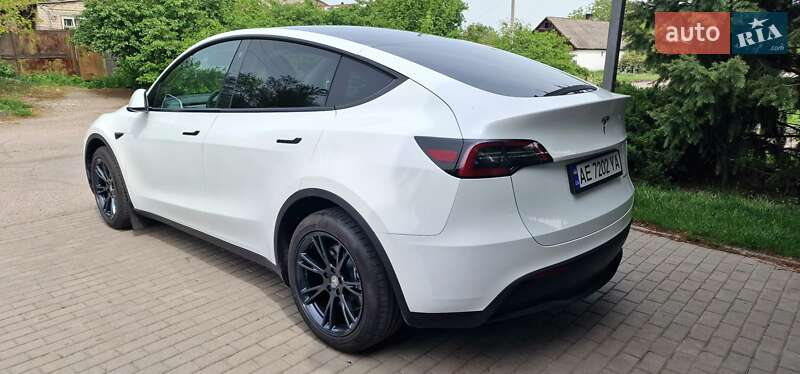 Внедорожник / Кроссовер Tesla Model Y 2023 в Днепре фото 4 Внедорожник / Кроссовер Tesla Model Y 2023 в Днепре