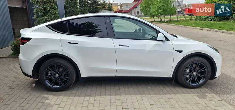 Внедорожник / Кроссовер Tesla Model Y 2023 в Днепре фото 7 Внедорожник / Кроссовер Tesla Model Y 2023 в Днепре