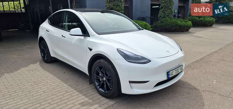 Внедорожник / Кроссовер Tesla Model Y 2023 в Днепре фото 8 Внедорожник / Кроссовер Tesla Model Y 2023 в Днепре