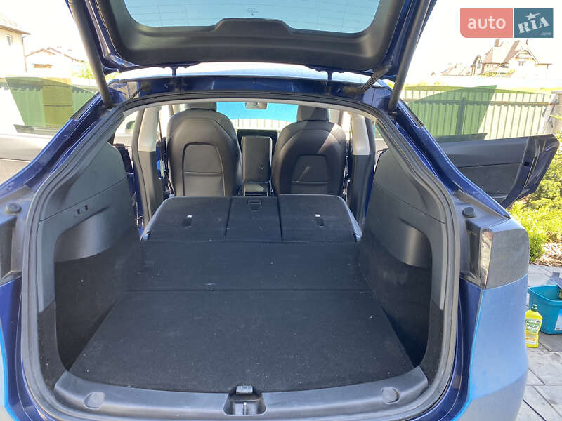 Внедорожник / Кроссовер Tesla Model Y 2021 в Киеве