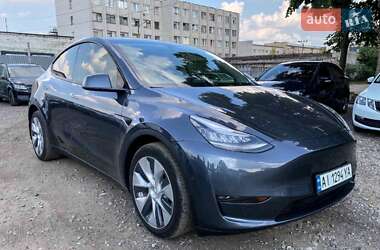 Tesla Model Y 2020