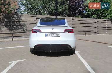 Внедорожник / Кроссовер Tesla Model Y 2020 в Киеве