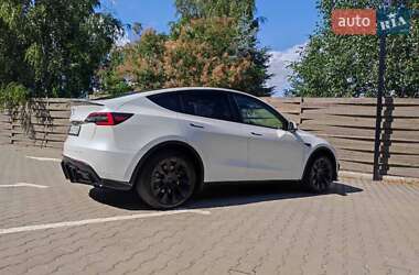 Внедорожник / Кроссовер Tesla Model Y 2020 в Киеве