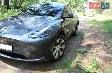Tesla Model Y  2023