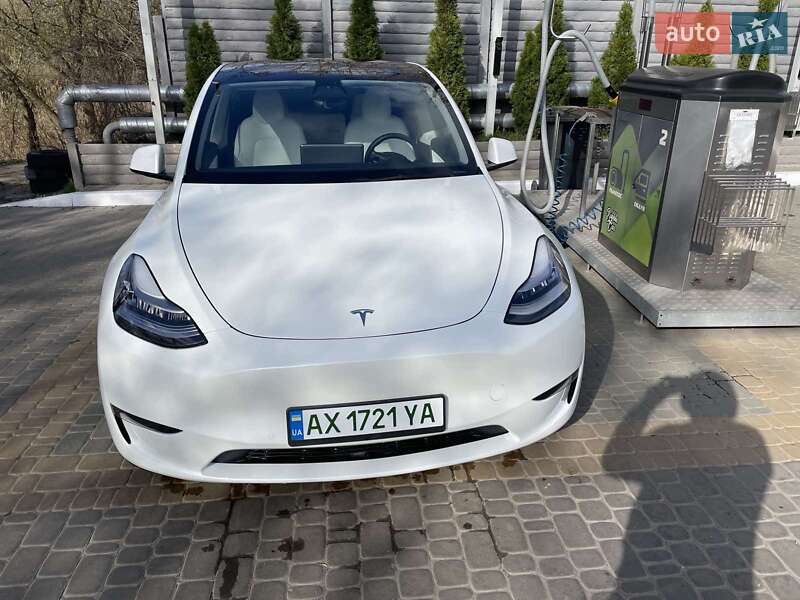 Позашляховик / Кросовер Tesla Model Y 2020 в Харкові