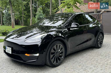 Tesla Model Y  2022