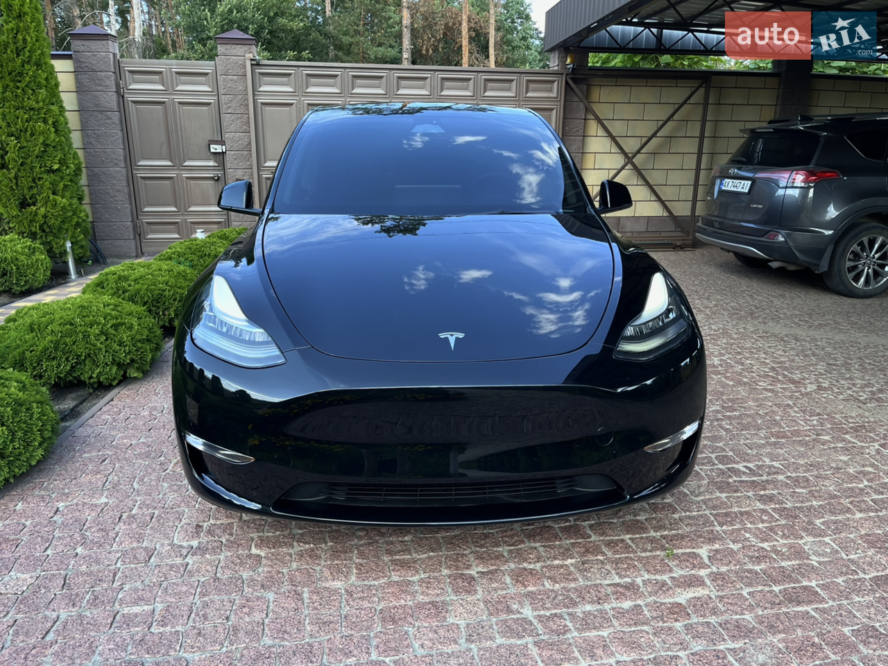 2023 Tesla Model Y - мініатюра 3