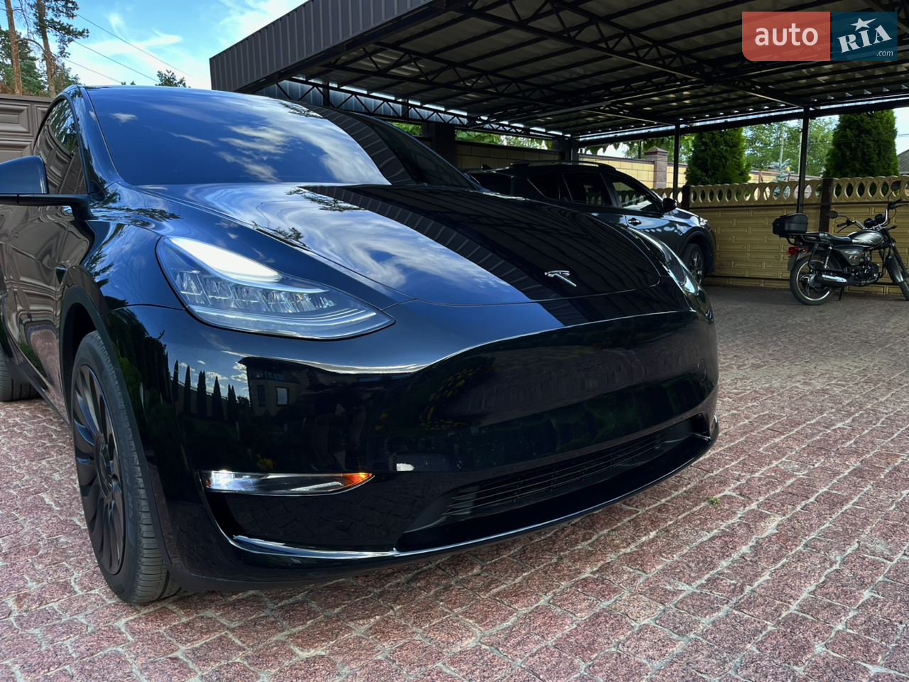 2023 Tesla Model Y - мініатюра 2
