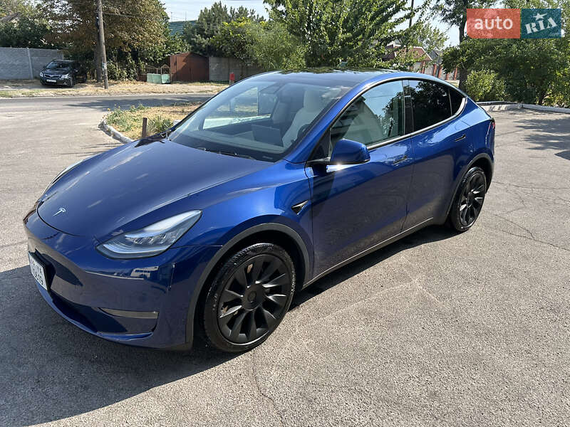 Tesla Model Y 2020
