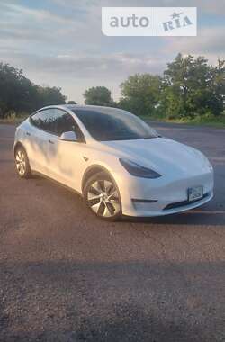 tesla model-y 2023 в Овідіополь від професійного продавця Артем Вікторович Степнов