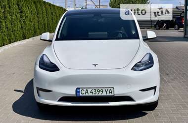 Tesla Model Y  2021