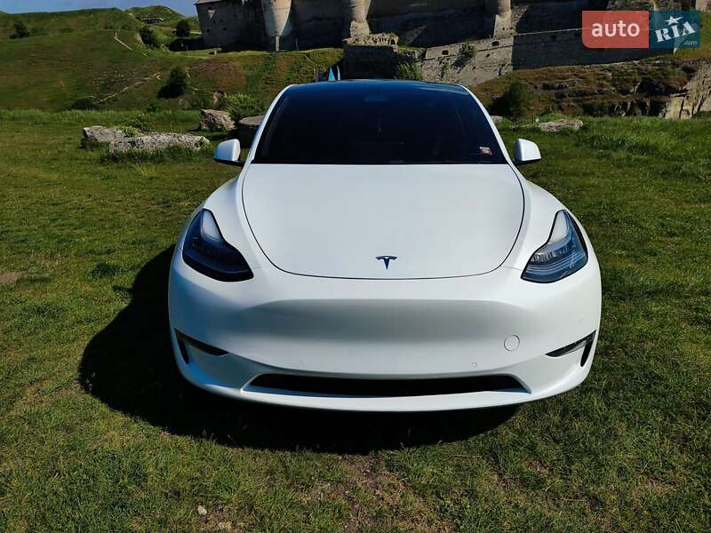 Позашляховик / Кросовер Tesla Model Y 2020 в Кам'янець-Подільському