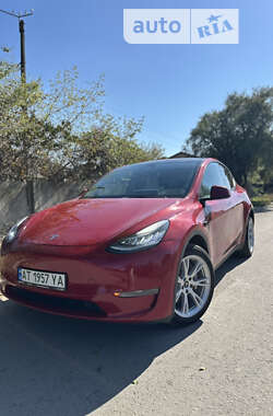 Tesla Model Y  2022