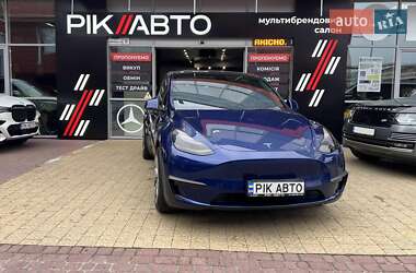 Tesla Model Y  2023