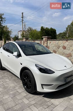 Tesla Model Y  2021