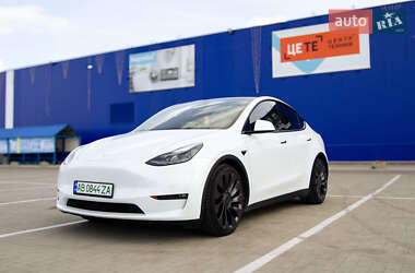 Tesla Model Y  2021