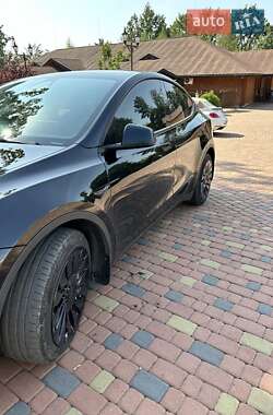 Tesla Model Y  2022