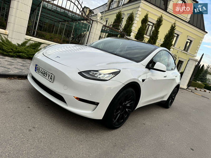 Tesla Model Y 2022