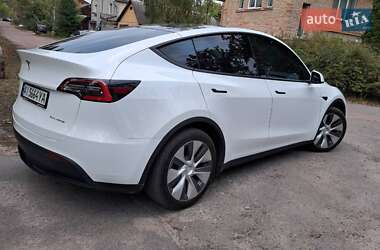 Tesla Model Y  2020
