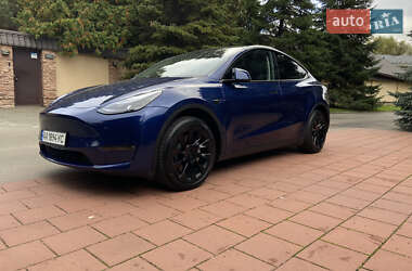Tesla Model Y  2023