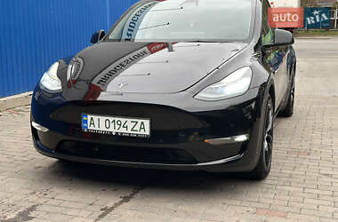 Tesla Model Y  2021