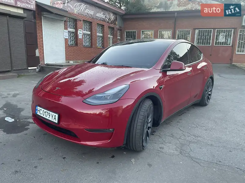 Tesla Model Y 2021