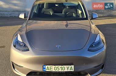 Tesla Model Y  2023