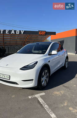 Tesla Model Y  2022