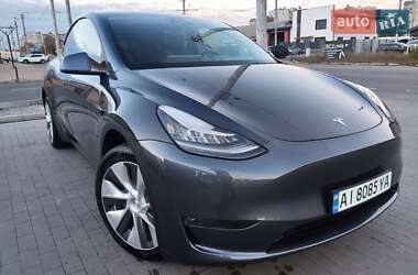 Tesla Model Y  2022