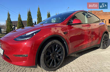 Tesla Model Y  2021
