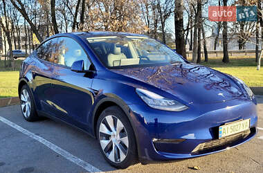 Tesla Model Y  2021