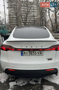 Tesla Model Y  2022