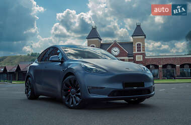 Tesla Model Y  2022