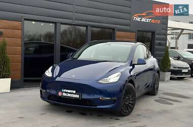 Tesla Model Y  2023