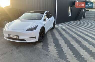 Tesla Model Y  2022