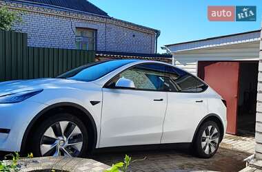 Tesla Model Y  2022