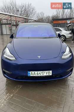 Tesla Model Y  2020