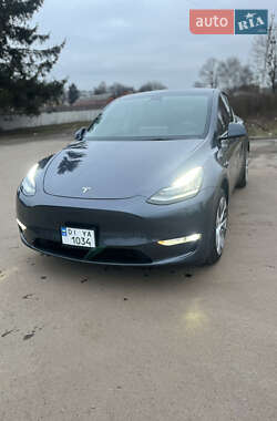 Tesla Model Y  2022