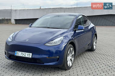 Tesla Model Y 2020