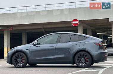 Tesla Model Y  2022